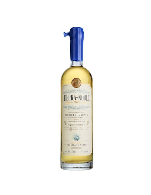 Tequila Tierra Noble tipo Reposado 750 ml