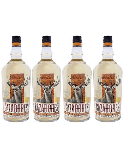 Caja de tequila Cazadores tipo Reposado 4 piezas 950 ml c/u