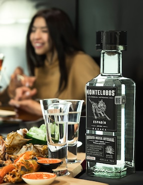 Mezcal Montelobos Joven 750 ml