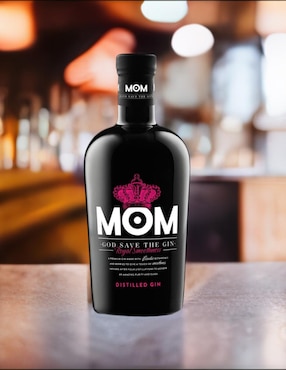 Ginebra Mom Royal Smoothness 700 ml