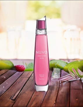 Licor de vodka nuvo sabor frutas exóticas 700 ml