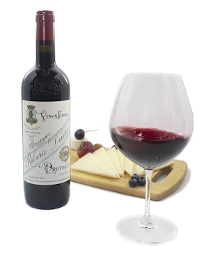 Vino tinto Protos tinta del país