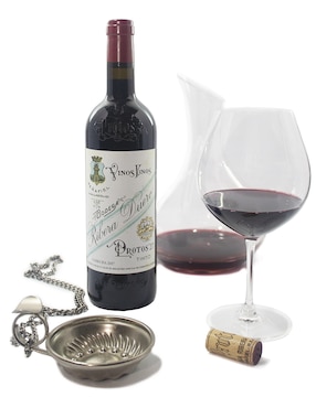 Vino tinto Protos tinta del país