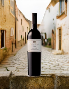 Vino tinto Santo Tomas syrah