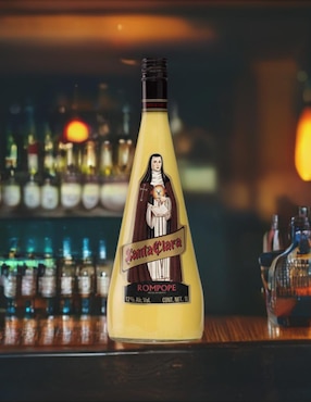 Licor de rompope Santa Clara sabor dulce 1 L