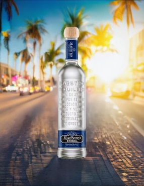 Tequila Maestro Dobel tipo Blanco 700 ml