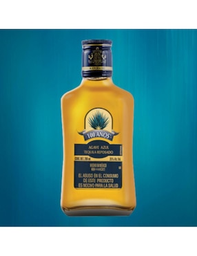 Caja de tequila 100 Años tipo Reposado 24 piezas 200 ml