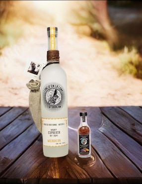 Mezcal Conejo En La Luna Joven 750 ml