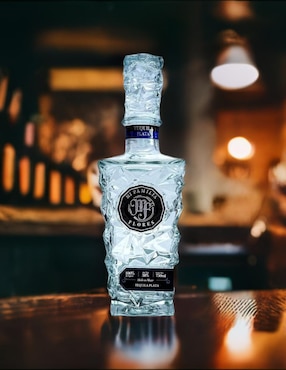 Tequila Mi Familia Flores tipo Plata 750 ml