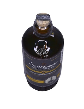 Mezcal Amantes Añejo 750 ml