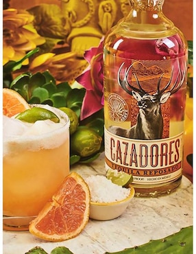 Tequila Cazadores tipo Reposado 2 piezas 950 ml c/u