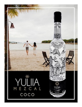 Licor de coco Yuliia  sabor frutal 750 ml
