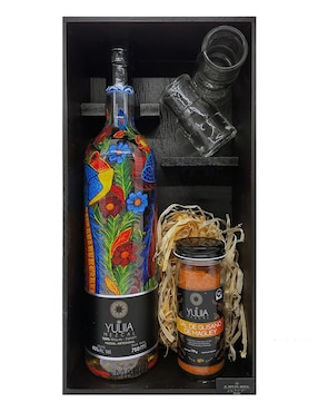 Mezcal Yuliia joven 750 Ml