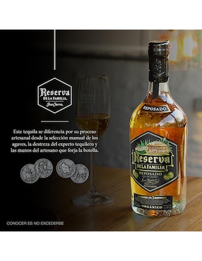 Tequila Reserva De La Familia tipo Reposado 750 ml