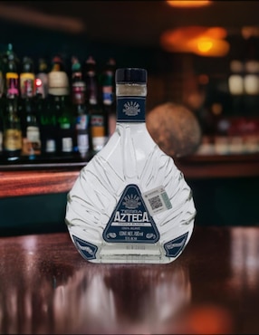 Tequila Tierra Azteca tipo Blanco 700 ml