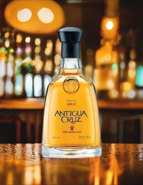 Tequila Antigua Cruz tipo Añejo 750 ml