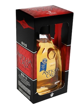 Tequila Antigua Cruz tipo Añejo 750 ml