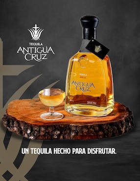 Tequila Antigua Cruz tipo Añejo 750 ml