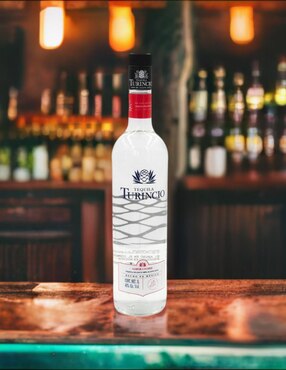 Tequila Turincio Sabores tipo blanco 1 L