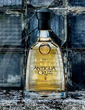 Tequila Antigua Cruz tipo Reposado 750 ml