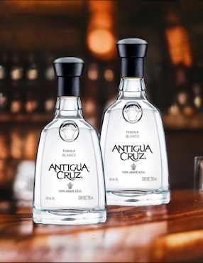 Tequila Antigua Cruz Ultra Premium tipo Blanco 2 piezas 750 ml c/u