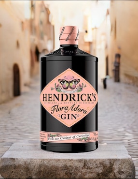 Ginebra Hendrick's Flora Adora 750 ml
