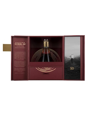 Tequila Maestro Dobel tipo Extra añejo 750 ml