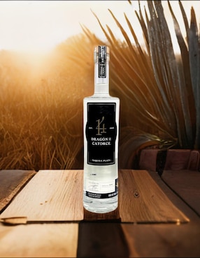 Tequila Dragón De Catorce 100% puro de agave tipo Plata 750 ml