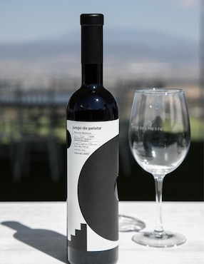 Set vino tinto Vinos Del Oeste Juego De Pelotas Edición Especial tempranillo, nebbiolo, cabernet souvignon 750 ml