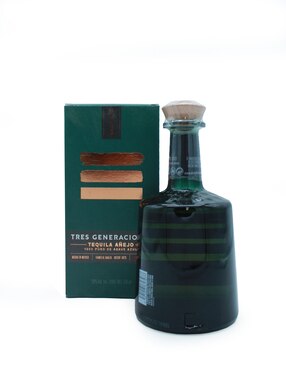 Tequila 3 Generaciones tipo Añejo 750 ml