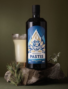 Licor aperitivo de anís estrellado Lachanenche sabor especiado Pastis La Roche Bénite 700 ml