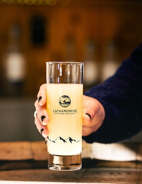Licor aperitivo de anís estrellado Lachanenche sabor especiado Pastis La Roche Bénite 700 ml