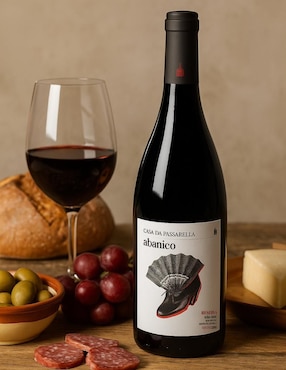 Vino tinto Wineroots Abanico Reserva Tinto varietal 750 ml