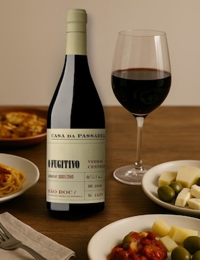 Vino tinto Wineroots 0 Fugitivo Viñas Centenarios varietal 750 ml