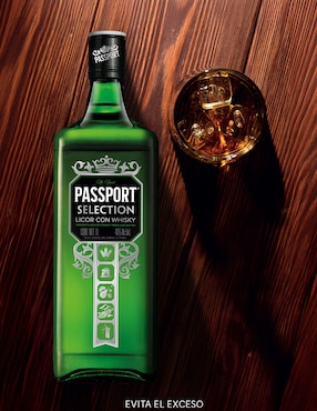 Whisky Scotch Passport 700 ml