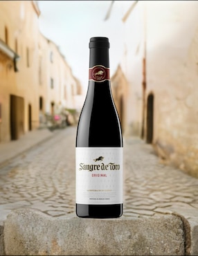 Vino tinto Sangre de Toro garnacha 375 ml