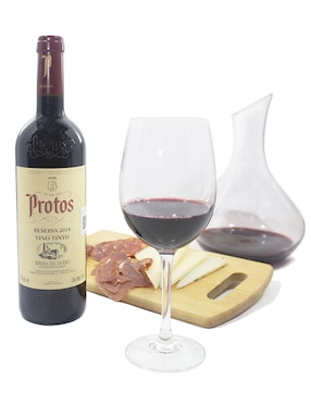 Vino tinto Protos tinta del país