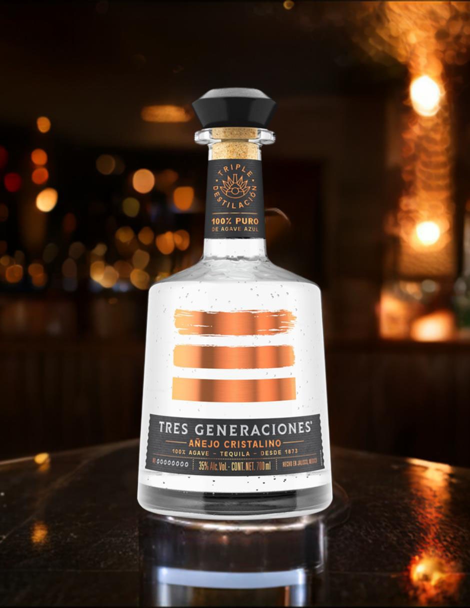 Tequila tipo Añejo cristalino 700 ml 2