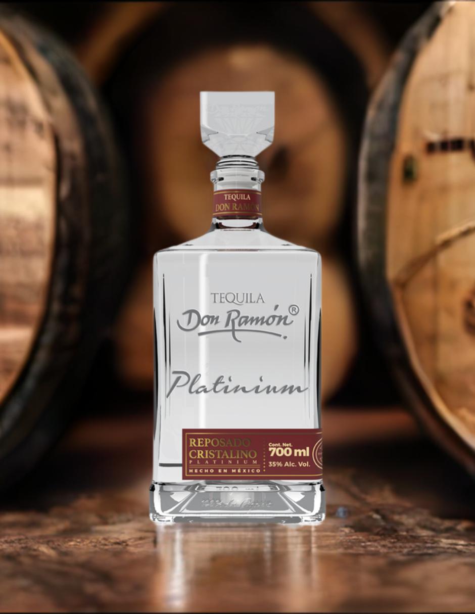 Tequila Platinium tipo Reposado cristalino 700 ml 2