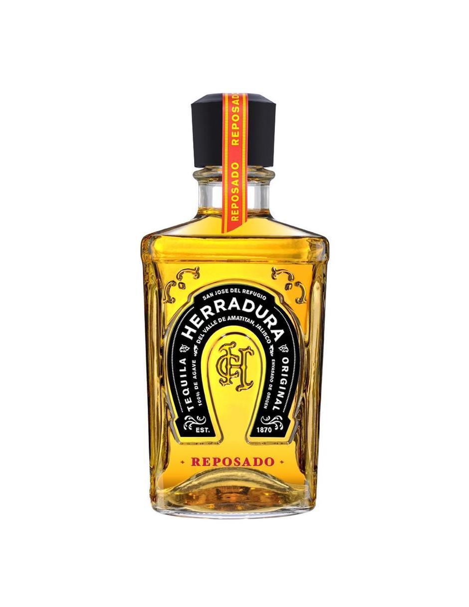 Tequila tipo Reposado 2 piezas 2.46 l c/u Tequila tipo Reposado 2 piezas 2.46 l c/u