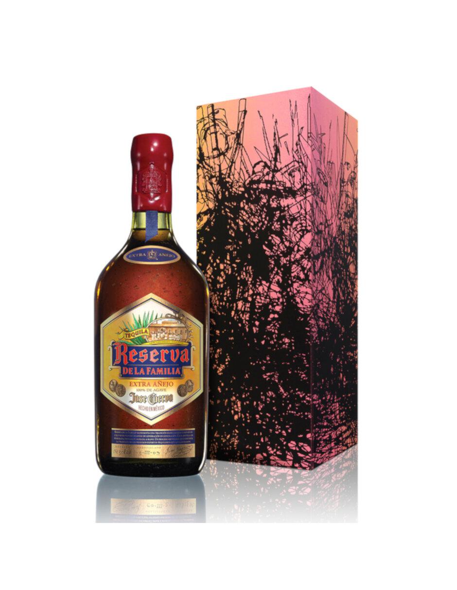 Caja de tequila Reserva de la Familia tipo Extra añejo 3 piezas 750 ml c/u 2