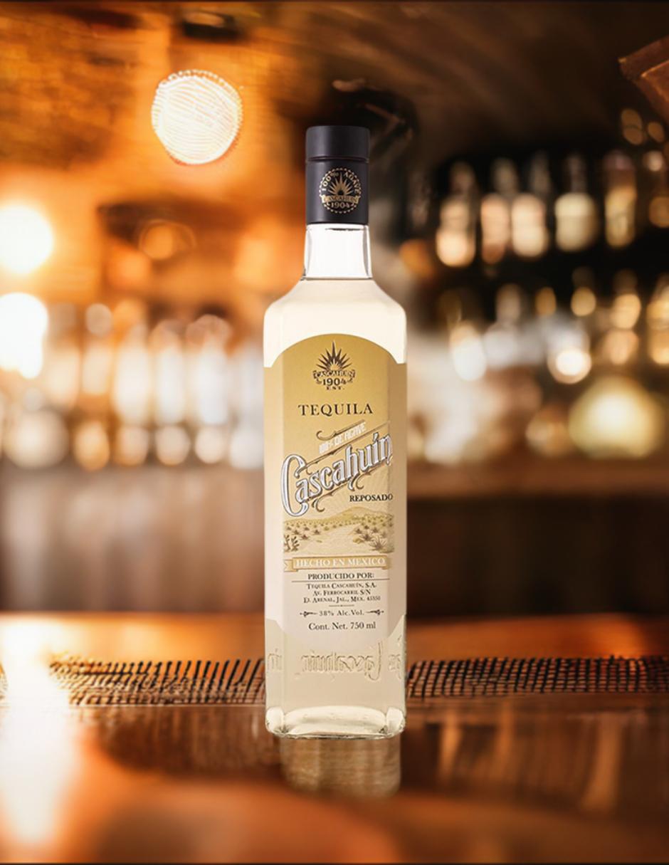 Tequila tipo Reposado 750 ml 2