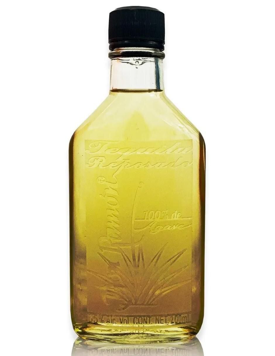 Tequila tipo Reposado 200 ml 2