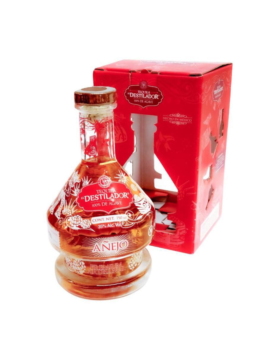 Tequila tipo Añejo 750 ml 2