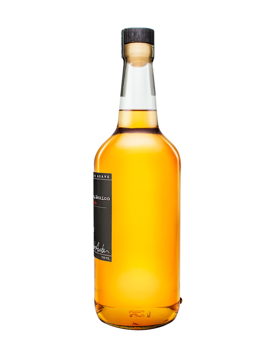 Tequila tipo Añejo 750 ml 2
