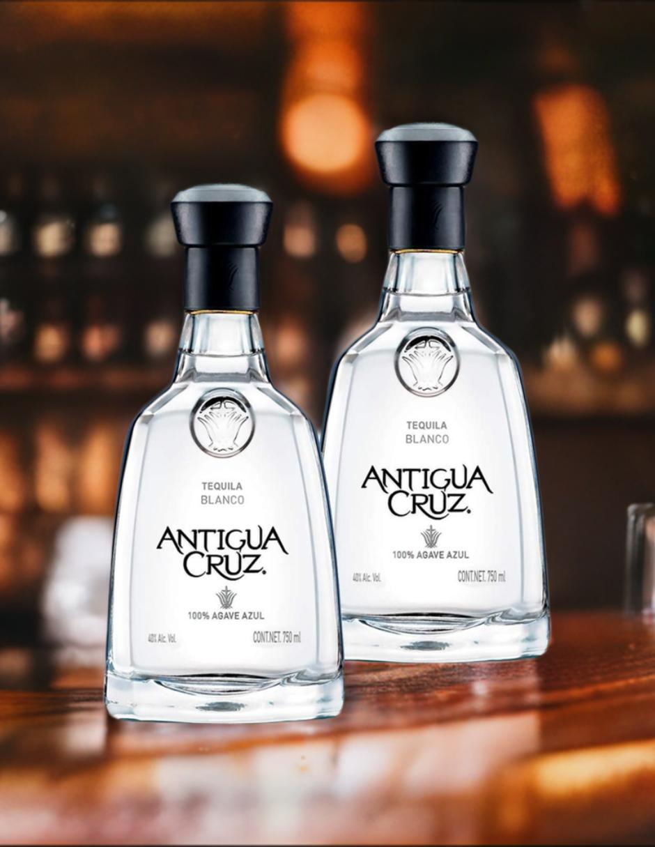 Tequila Ultra Premium tipo Blanco 2 piezas 750 ml c/u 5