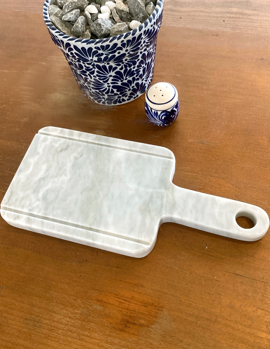 Tabla para queso de mármol 2