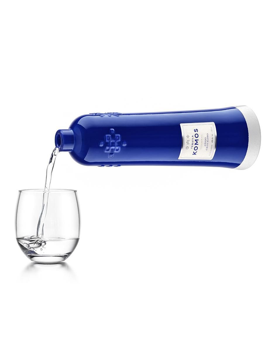 Tequila tipo Añejo cristalino 750 ml 2