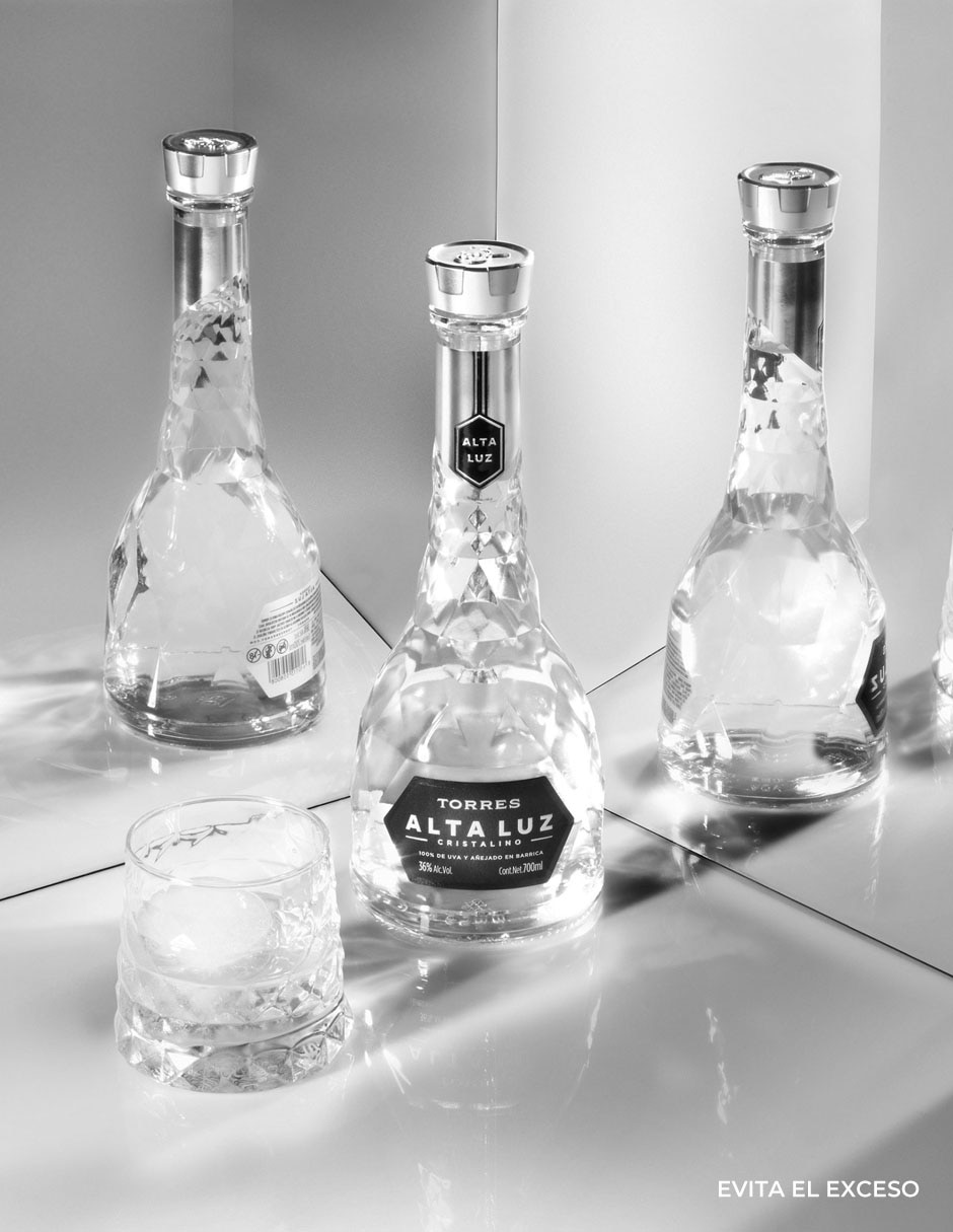Brandy Cristalino 700 ml 3