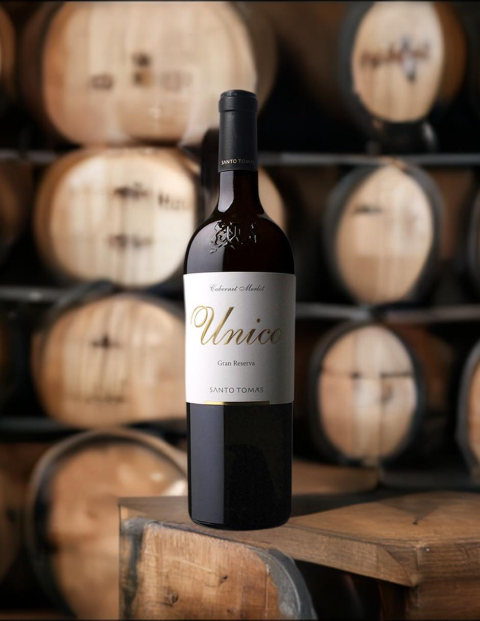 Vino tinto Unico cabernet-merlot 2